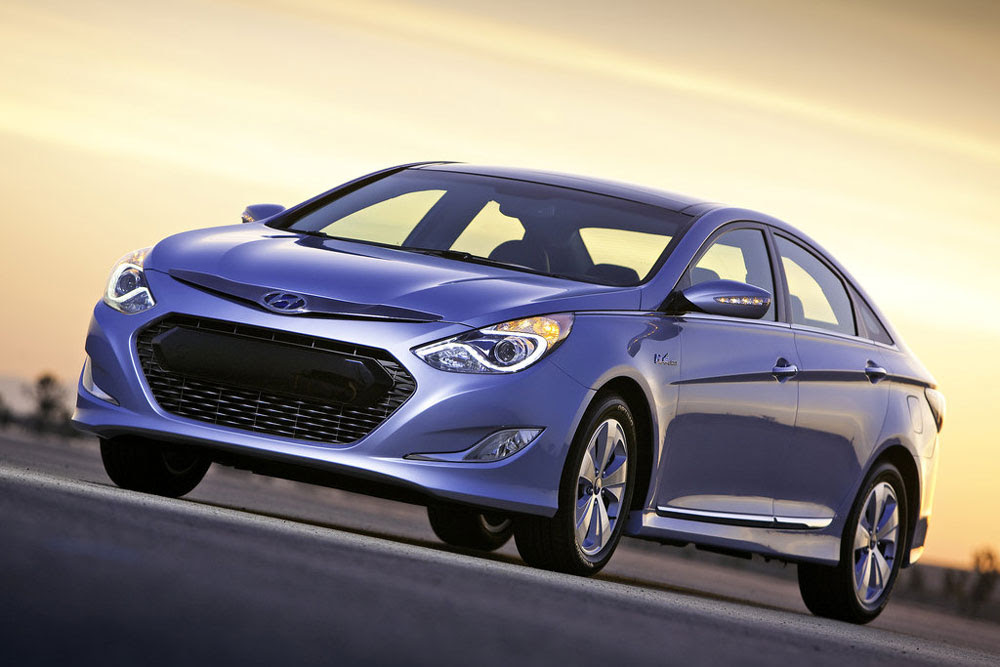 2011 Hyundai Sonata Hybrid Price, MPG, Review, Specs & Pictures