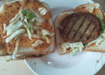 Hot Head Maggi Burger