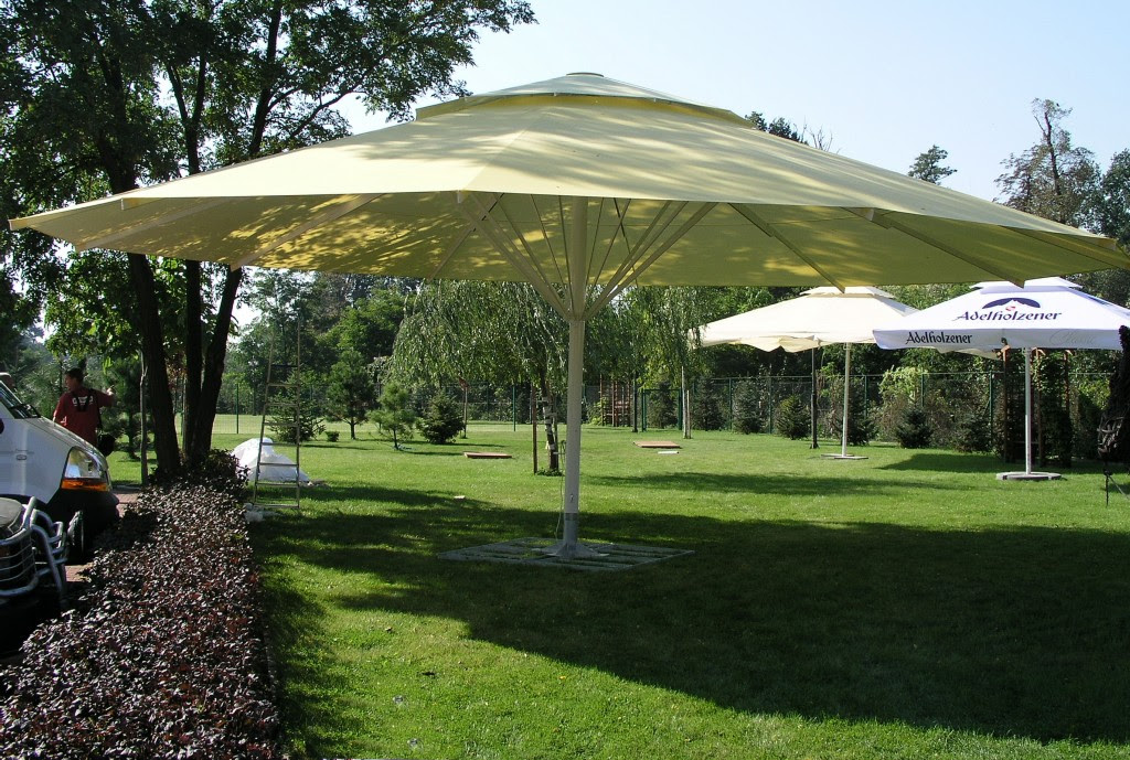 Zeta Large Umbrellas  Large Parasols  Apex SheltersApex Shelters