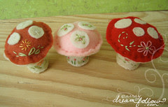 little mushroom pincushions