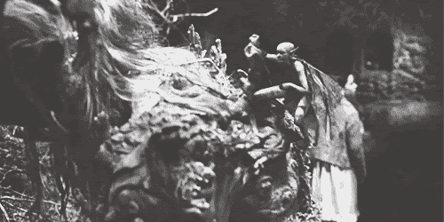 http://25.media.tumblr.com/tumblr_mc2hfuHl6C1qm22yyo1_500.gif