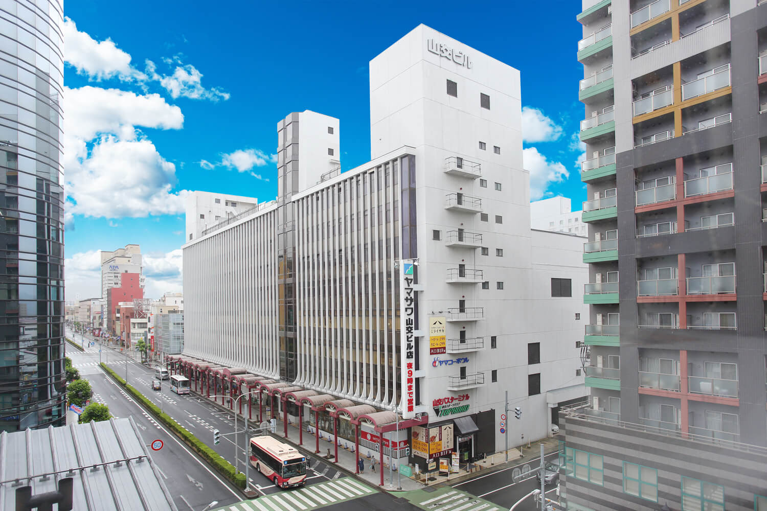 ヤマコー 山交ビル