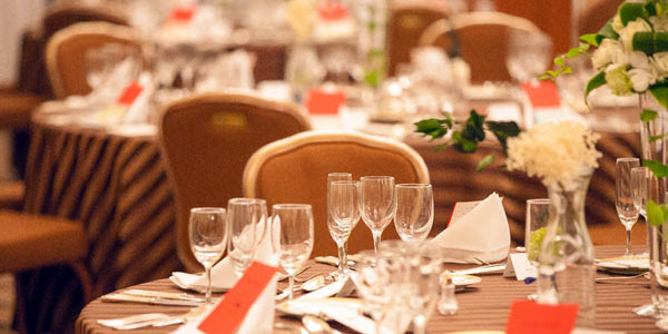 結婚式席次表の順番 並び 配置 ブライダルナビ