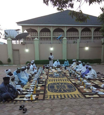 Former Governor Of Sokoto Hosts Muslims To Ramadan Dinner At His Residence. Photos