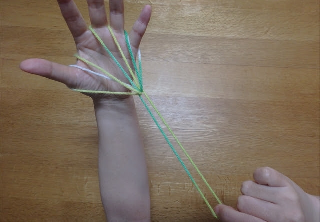 あやとりの技 簡単なほうきのやり方