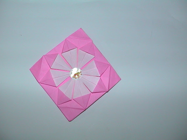 折り紙メダルの作り方 Hananoyu