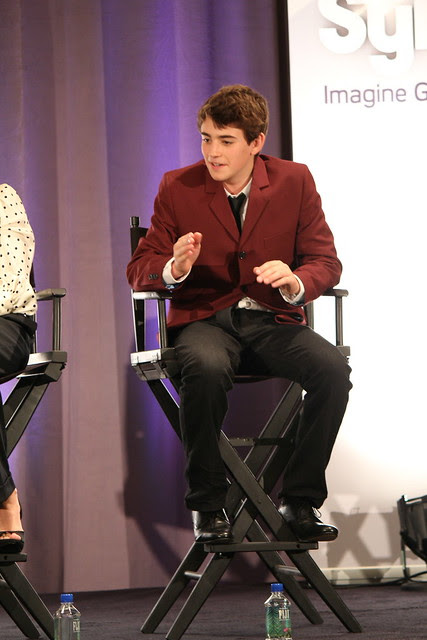 Charlie Rowe - Wallpaper Gallery