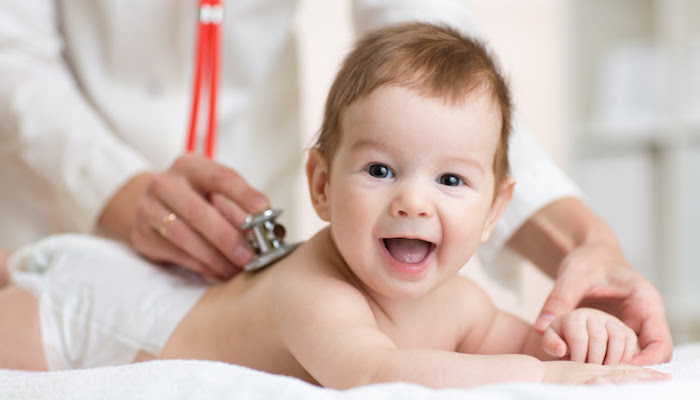 Mon Bebe A Du Sang Dans Le Nombril Bebes Et Mamans