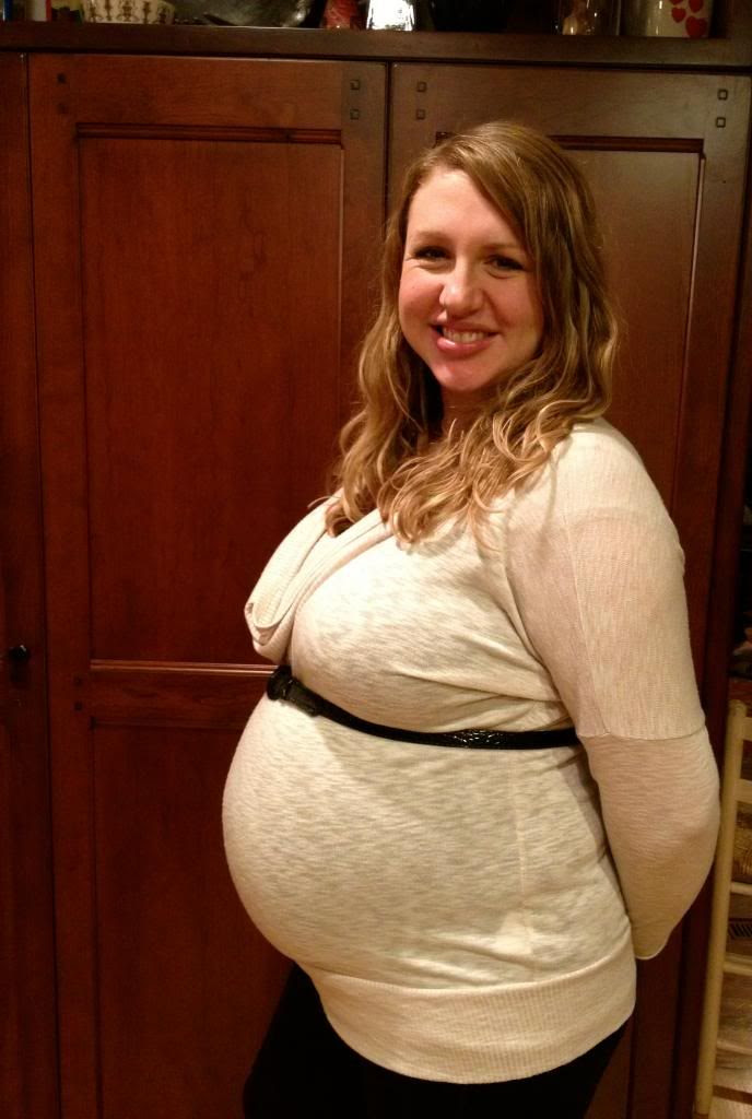 32 Weeks Bump Picture