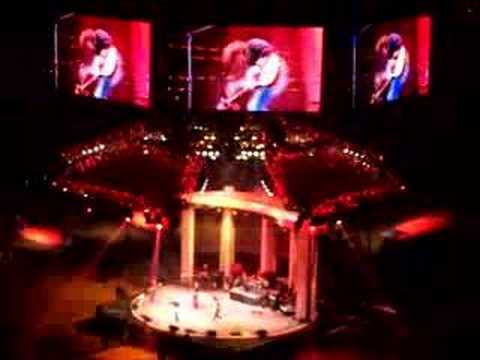 billy ray cyrus mullet. Billy Ray Cyrus Houston Livestock Show I Want My Mullet Back 03/09/08.