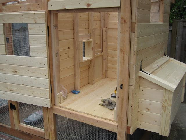 Chicken Coop: nice doors | Raising Chickens | Pinterest