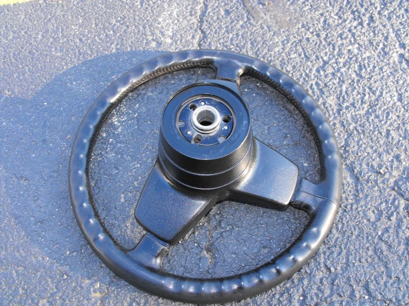 Porsche 911 SC Steering Wheel - Pelican Parts Forums