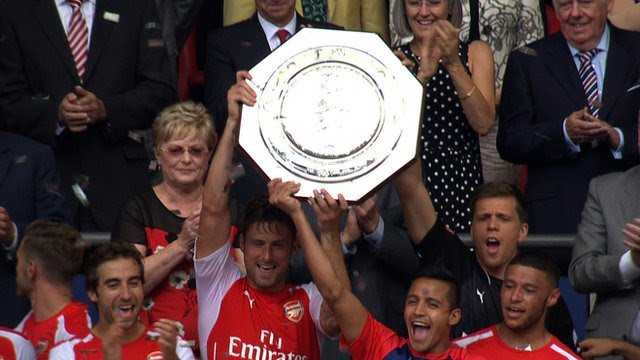 Arsenal lift the Community Shield