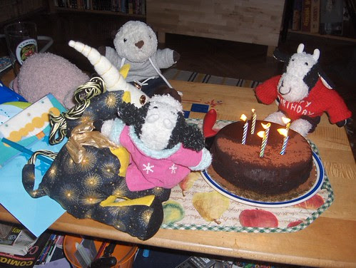 Everybody is singing a royalty-free birthday song to me