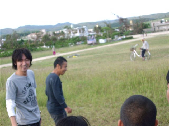 小島よしお ぐるぐるナイティイナインイン久米島 本場久米島紬手織工房龍球 楽天ブログ