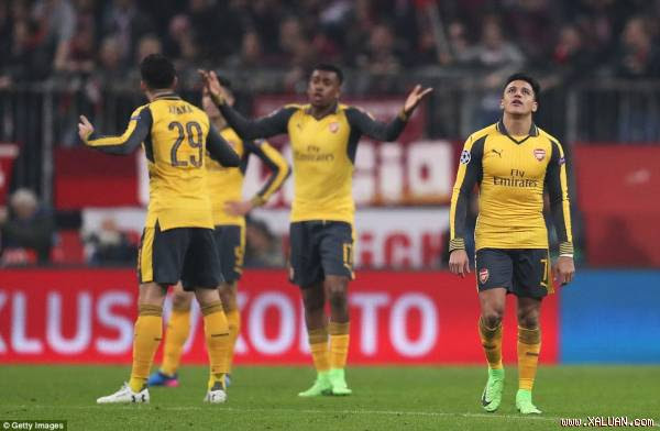Bayern Munich 5-1 Arsenal: ‘Pháo thủ’ bị vùi dập thê thảm, thua 5 bàn là còn may!