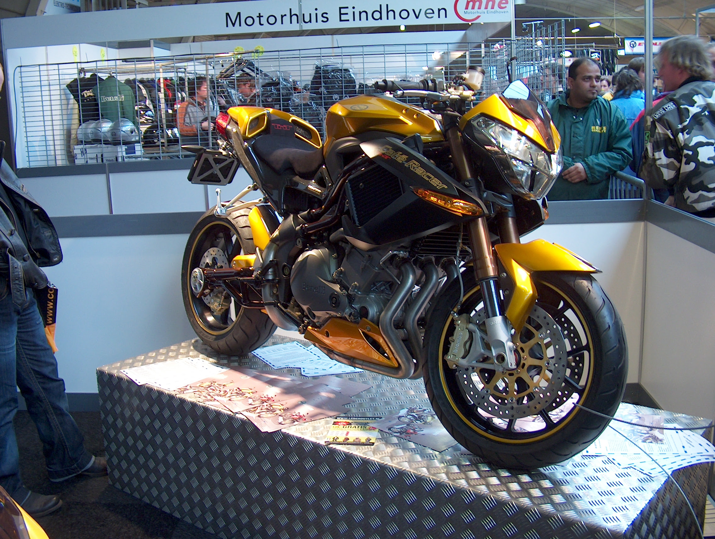 2009 Benelli Cafe Racer 1130 Display
