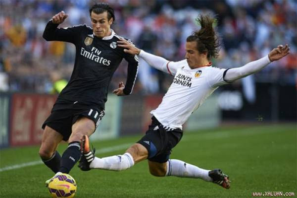  Real sẽ không có nguyên một tuần nghỉ giữa giai đoạn tới do phải đá bù với Valencia. Ảnh: Reuters