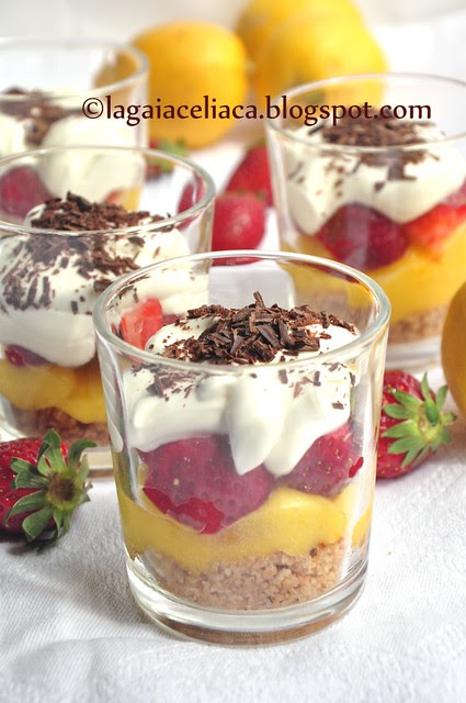 bicchierini di cheese cake al lemon curd