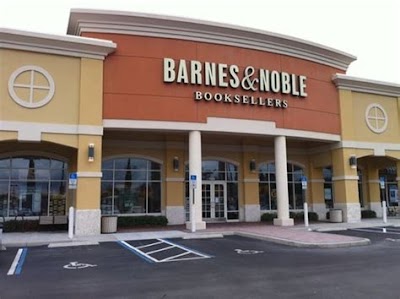 Barnes And Noble Dr. Phillips: Designing A Cozy Reading Nook