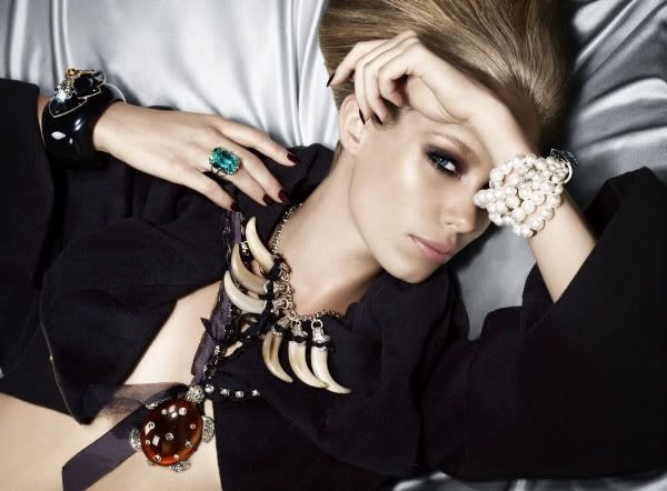 Envy: FASHIONTREND Magazine Issue 15