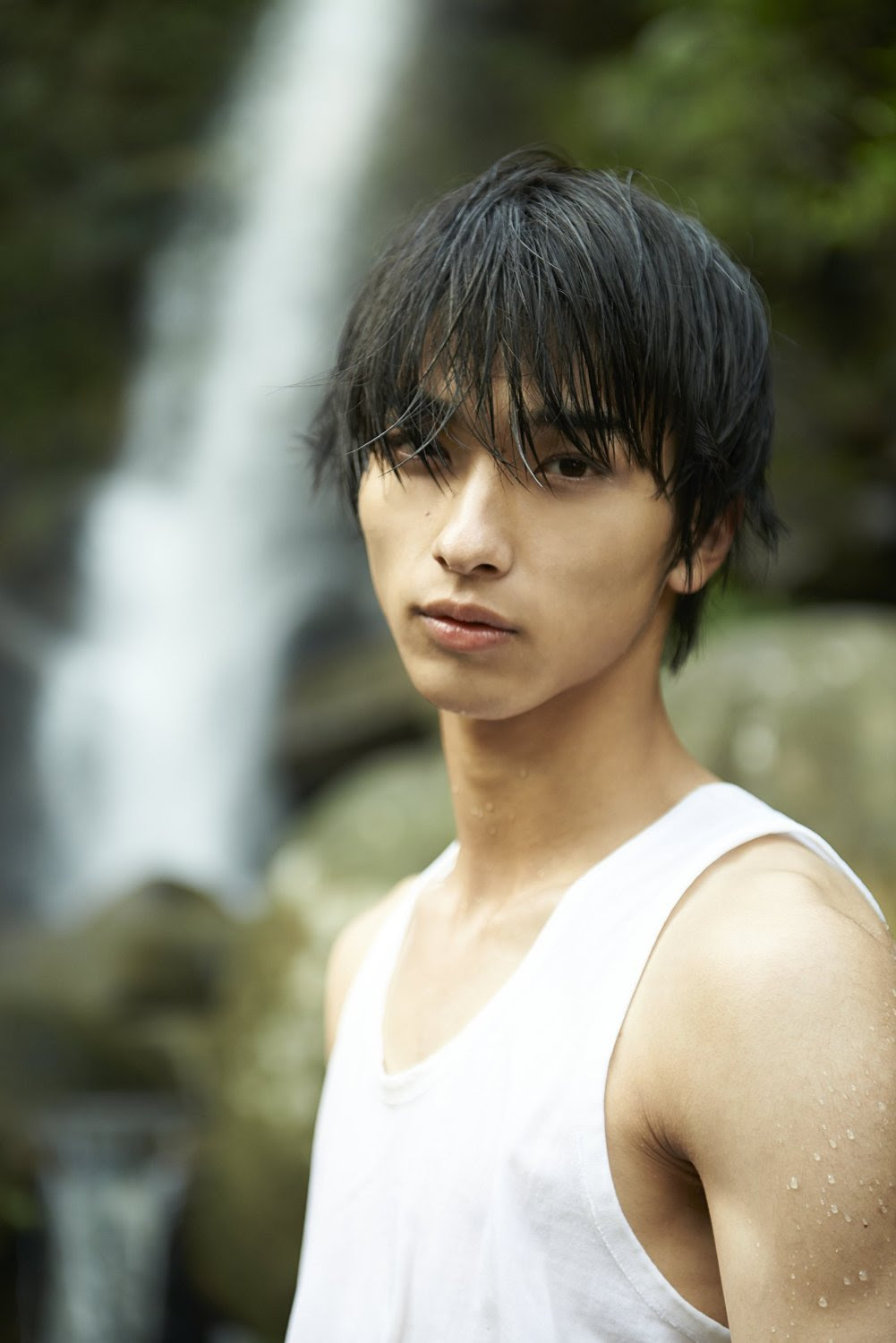 イケメン俳優 横浜流星くんのかっこいい高画質な画像 壁紙 写真まとめサイト Pictas