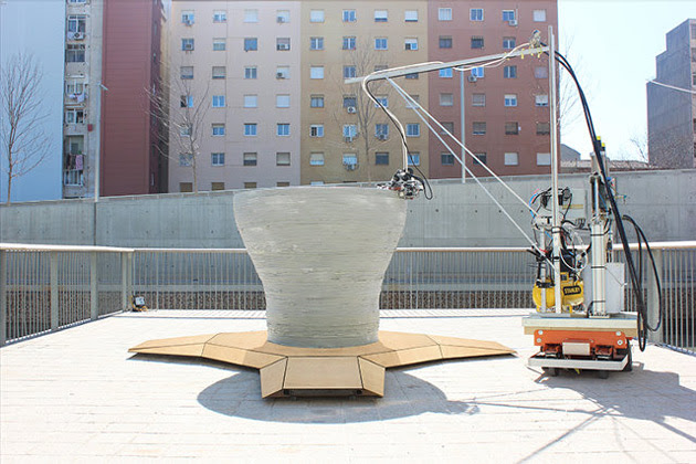 Robot builds a structure