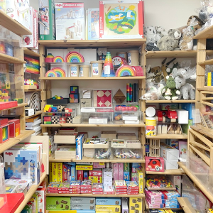 木のおもちゃ 積み木の森 新宿ルーペ 新宿区商店会連合会 公式サイト