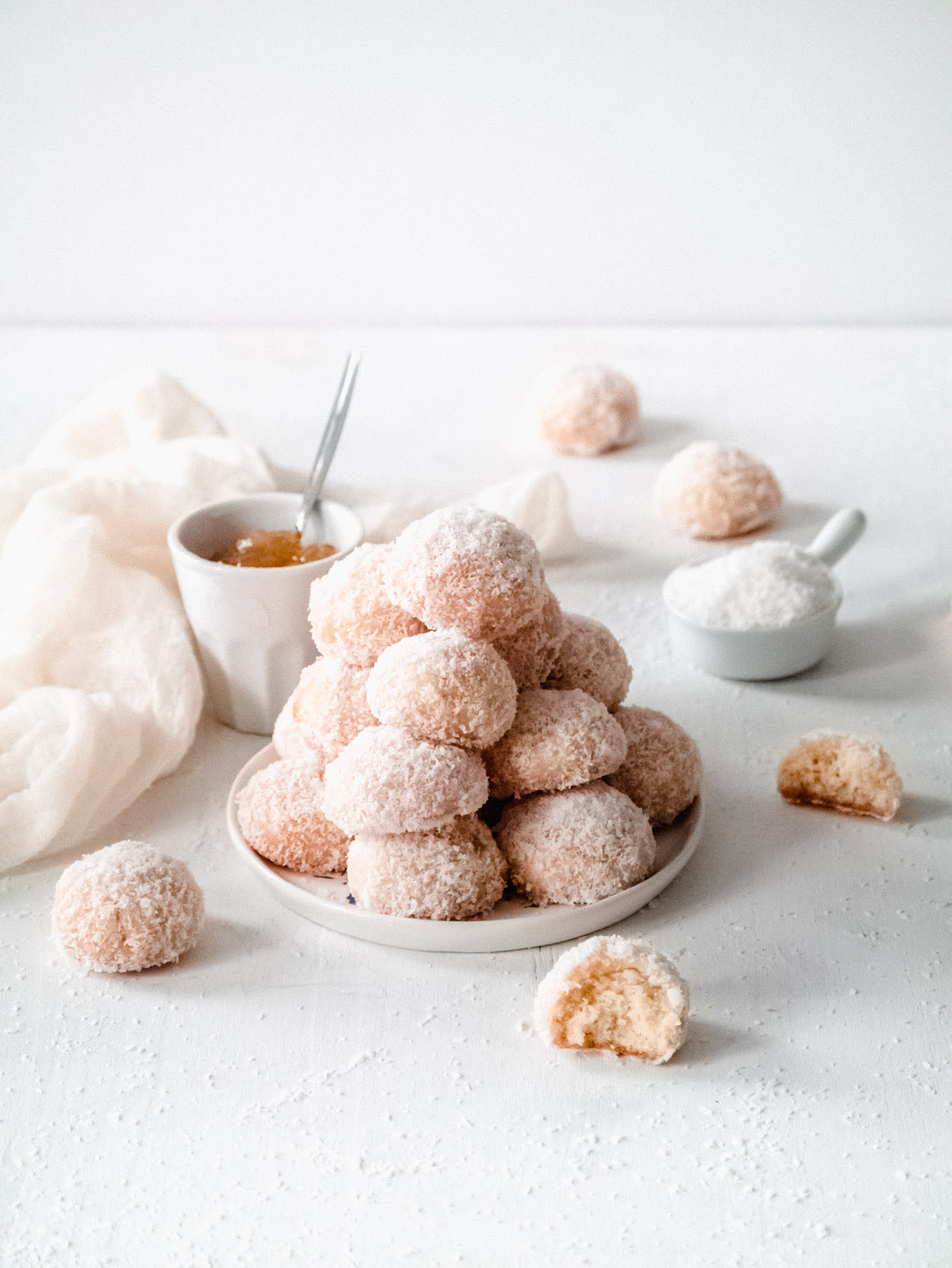 Gateaux A La Noix De Coco Et Confiture Made In Clem S