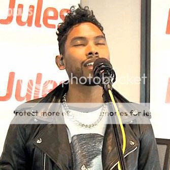 Miguel sings Pink's 'Just Like A Pill' really well, despite not knowing the lyrics...
