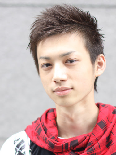 髪型 アシメ 男 Lowkernesia Com
