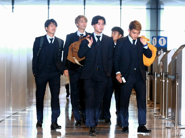 Samurai Blue チームスーツを身にまとい ミャンマーへ Jfa 公益財団法人日本サッカー協会