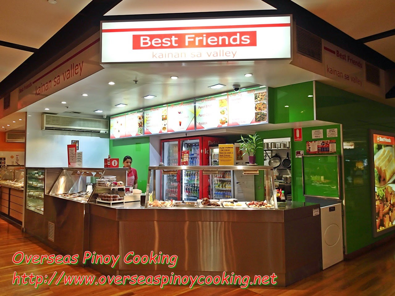 Best Friends, Kainan sa Valley