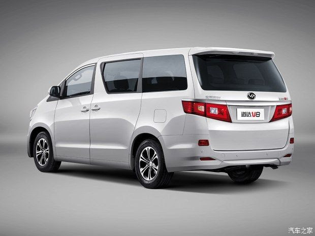 アルファードそっくりな中国車 エンジンは三菱