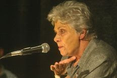 Η Κική Δημουλά τιμήθηκε για το σύνολο του έργου της