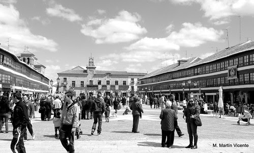 La mañana de Jueves Santo en la Plaza de Almagro