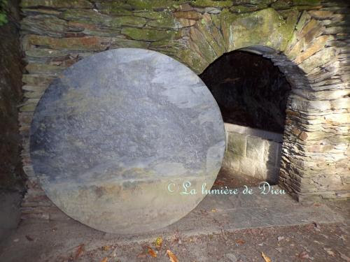 Plumelec, le chemin de croix de Callac