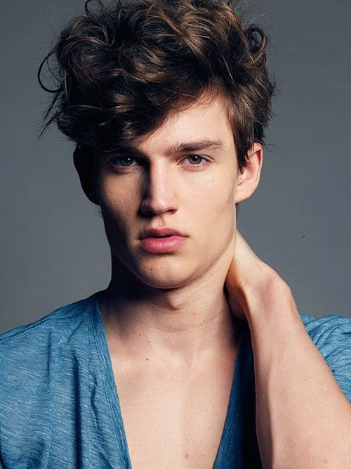 Guys With Hairstyles