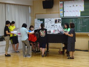 ９月８日 水 先生たちが音楽室に集まって 神栖市立波崎第一中学校