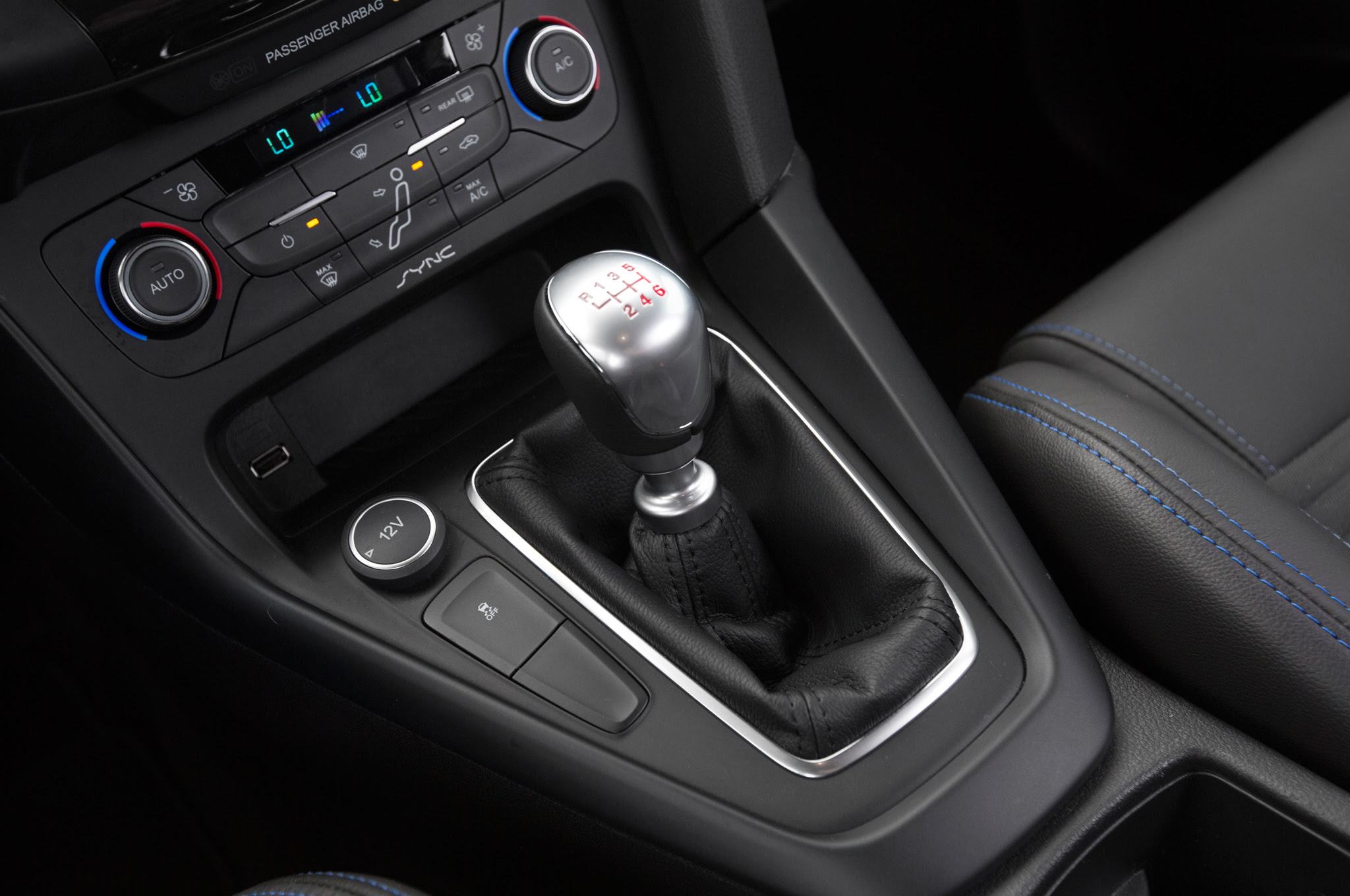 2015 Ford Focus ST with Mountune Modifications gear knob