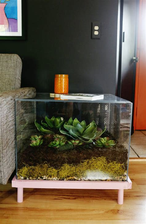 A new one costs $$$. Modern Gardening: 12 DIY Terrariums You Can Keep as Home Decor