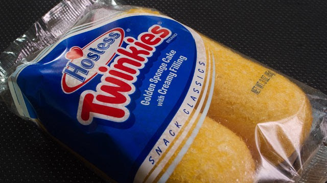 PHOTO: A photo of a twin pack of Hostess Twinkies.