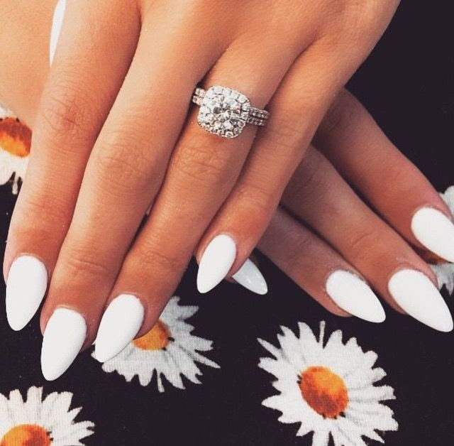 نتيجة بحث الصور عن ‪almond nails‬‏