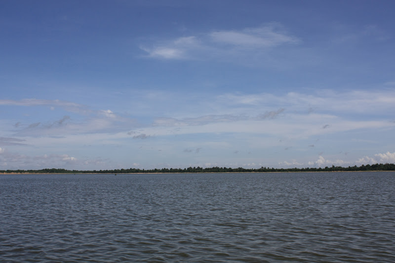 西大人工湖 West Baray & 西美蓬寺 West Mebon.