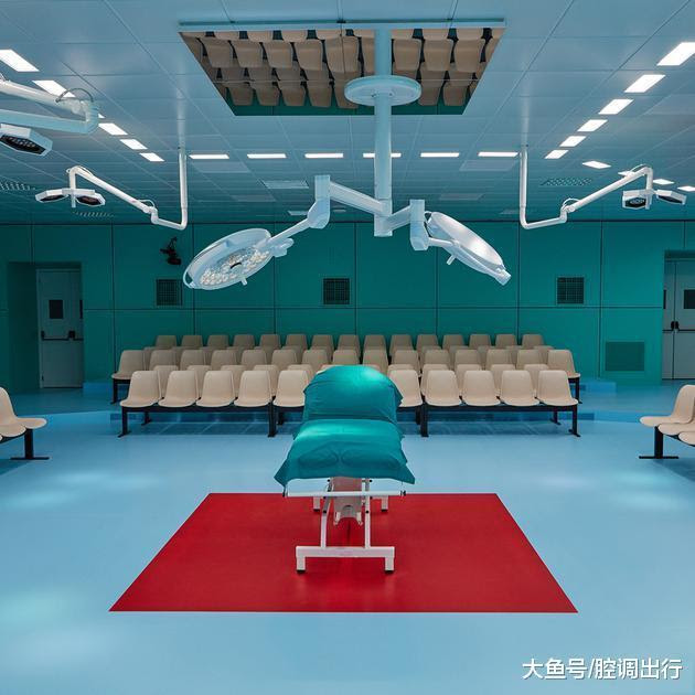 抱头痛哭这件事儿,Gucci做的非常6 - 时尚资讯(娱乐新闻网)