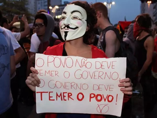 Thaís Lopes, estudante de jornalismo