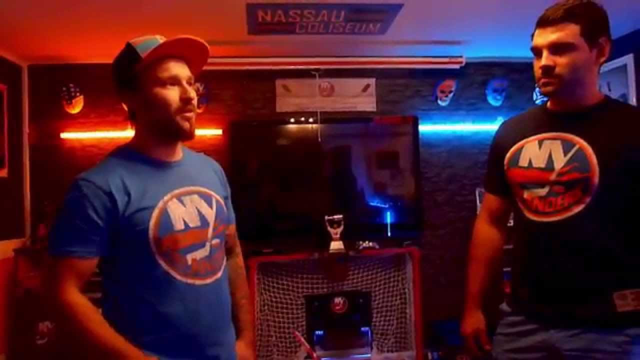 New York Islanders Fan Cave ! ! ! - YouTube