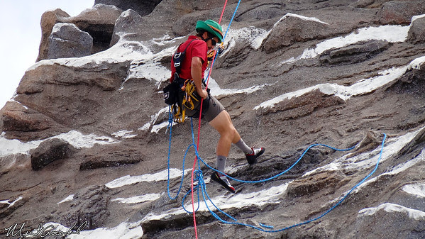 Disneyland Resort, Disneyland, Matterhorn, Climbers