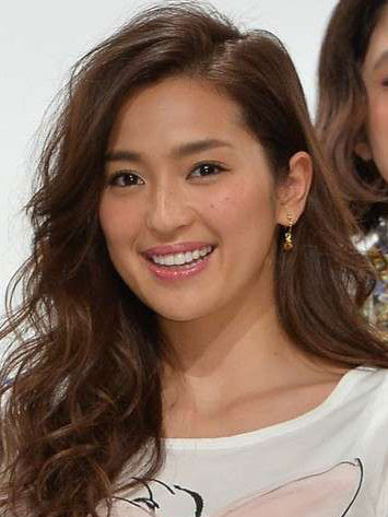 中村アン整形してたの 学生時代の方が可愛いし顔が別人ｗｗｗ