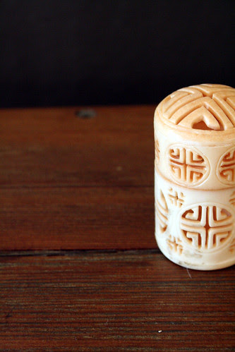 carved containter